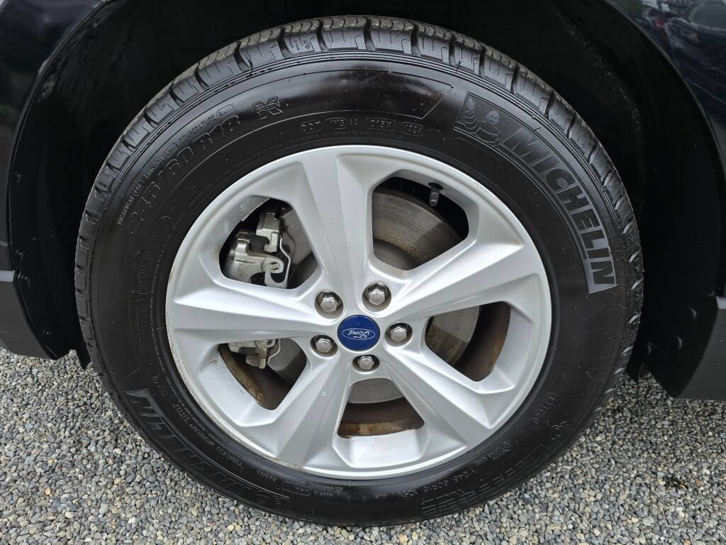 Used 2018 Ford Edge SE AWD/4WD image 10