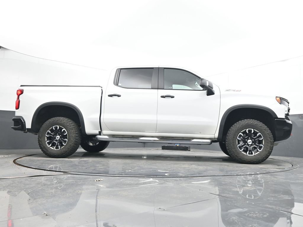 Used 2024 Chevrolet Silverado 1500 ZR2 w/ Technology Package image 32