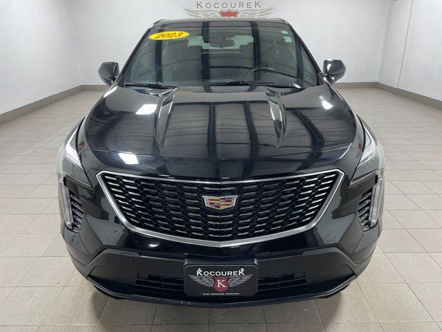 Used 2023 Cadillac XT4 Luxury w/ Driver Awareness Package image 2
