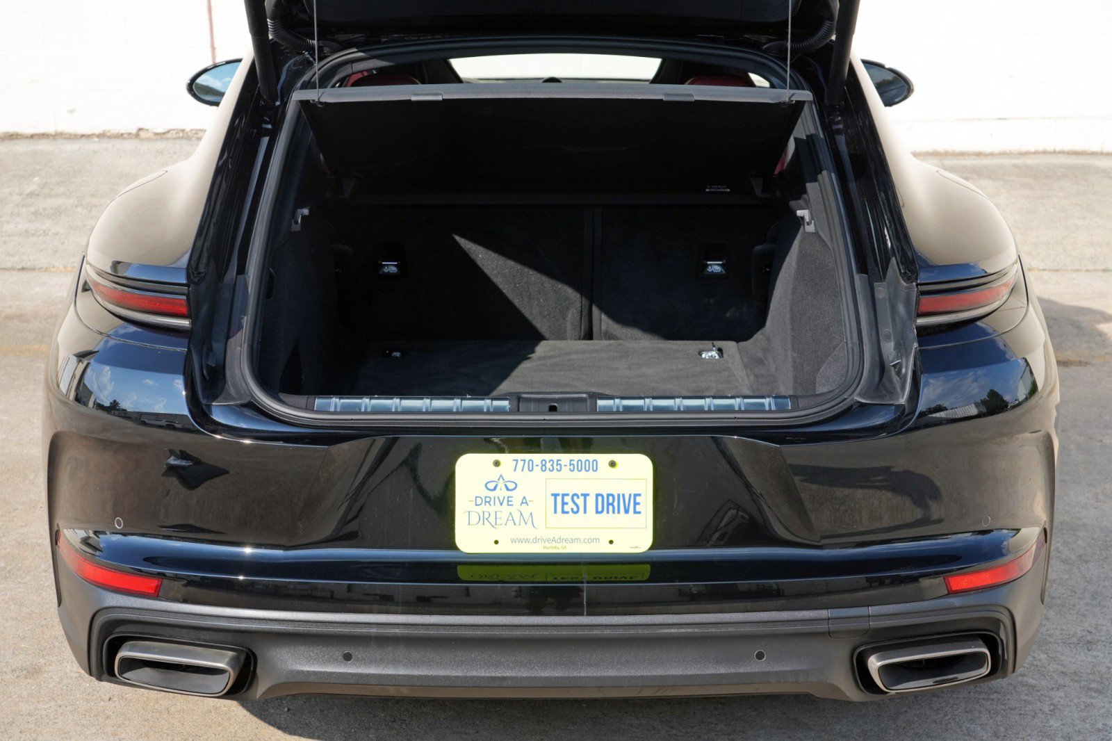 Used 2025 Porsche Panamera 4 E-Hybrid AWD/4WD image 10