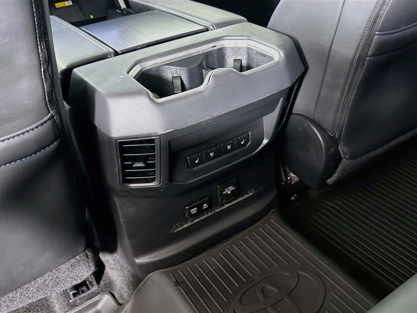 Used 2024 Toyota Tundra Platinum AWD/4WD image 40