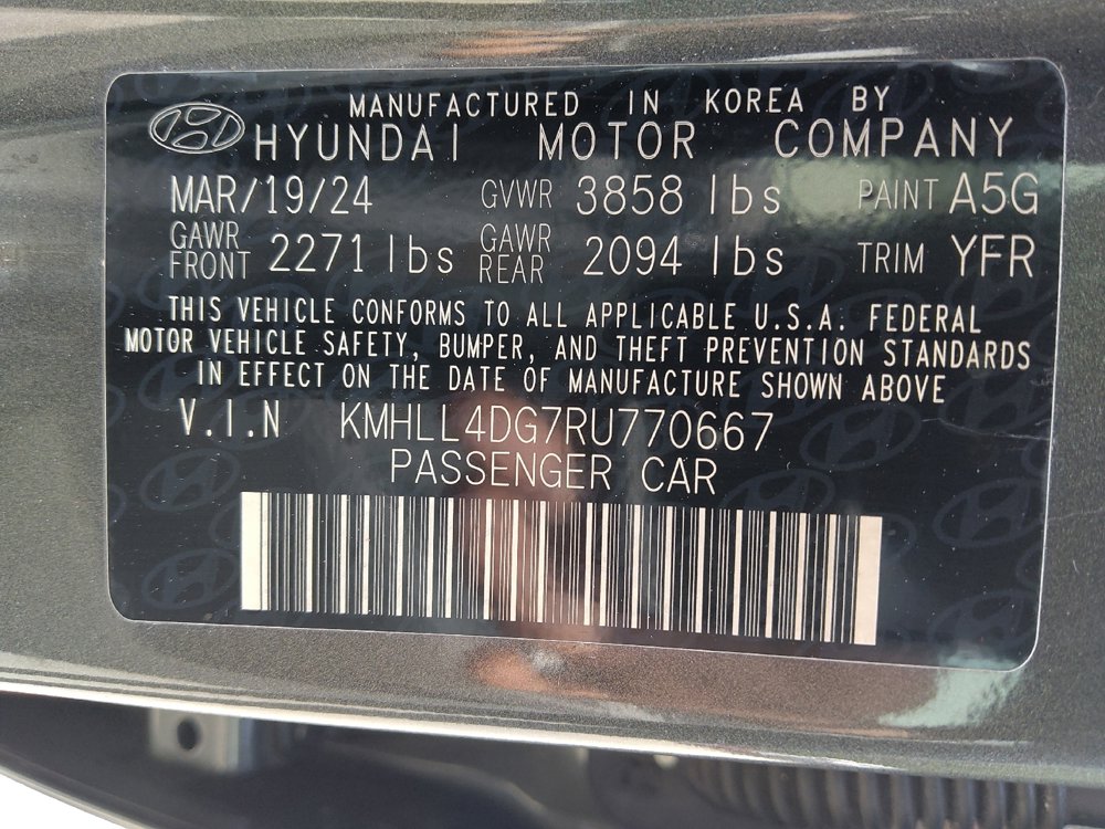 Used 2024 Hyundai Elantra SE image 33