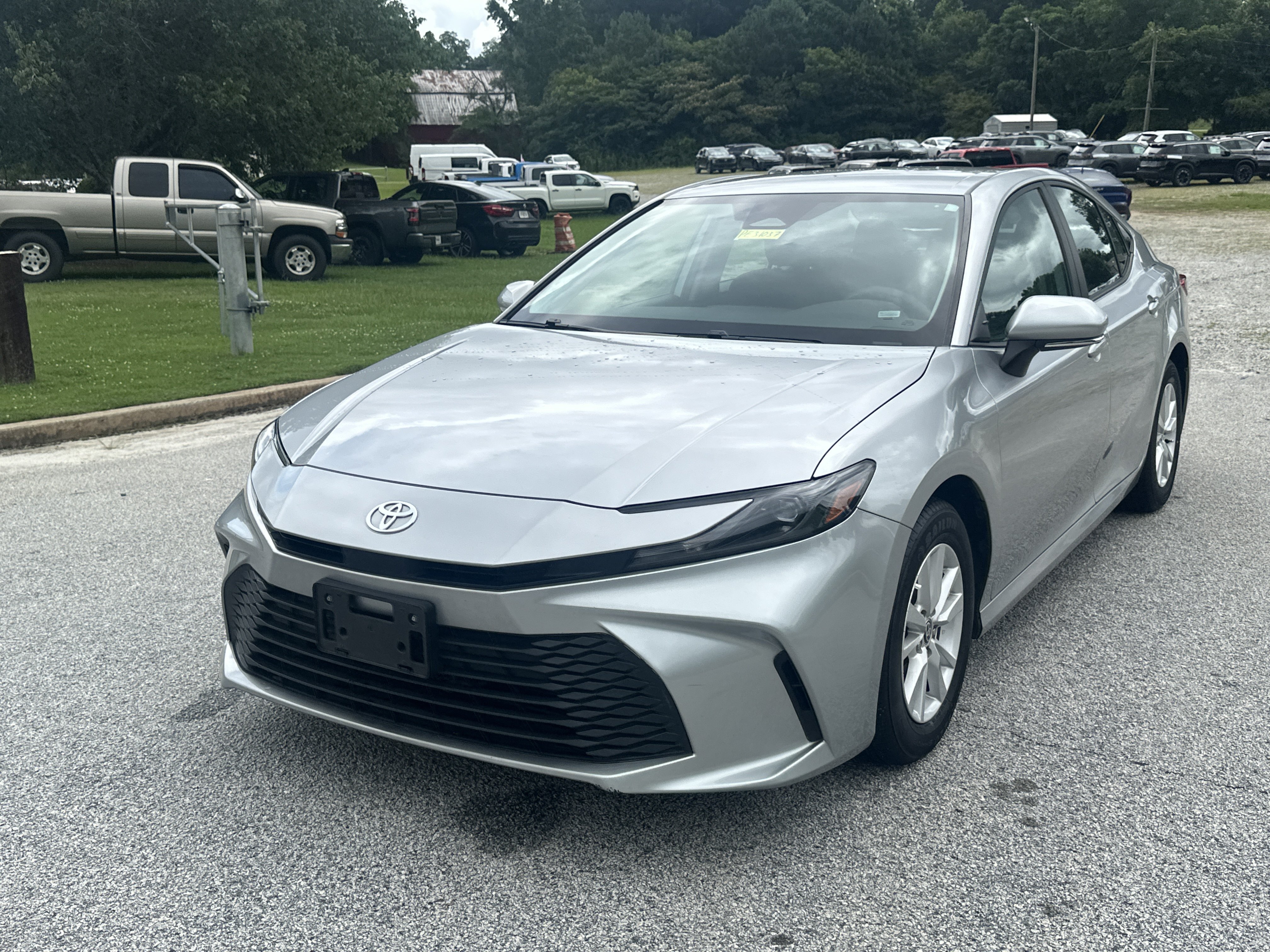 Used 2025 Toyota Camry LE FWD video 1