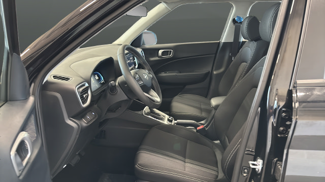 New 2026 Hyundai Venue SEL FWD image 9