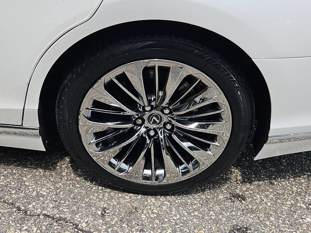 Used 2023 Lexus LS 500 AWD w/ Interior Upgrade Package image 8