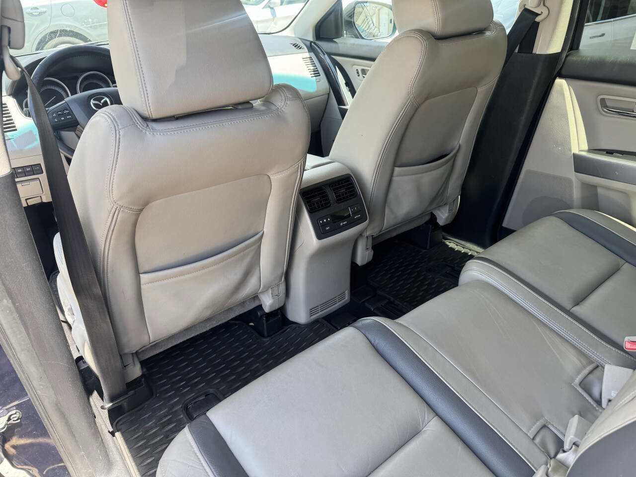 Used 2012 MAZDA CX-9 Grand Touring w/ Moonroof & Bose Audio Pkg FWD image 18