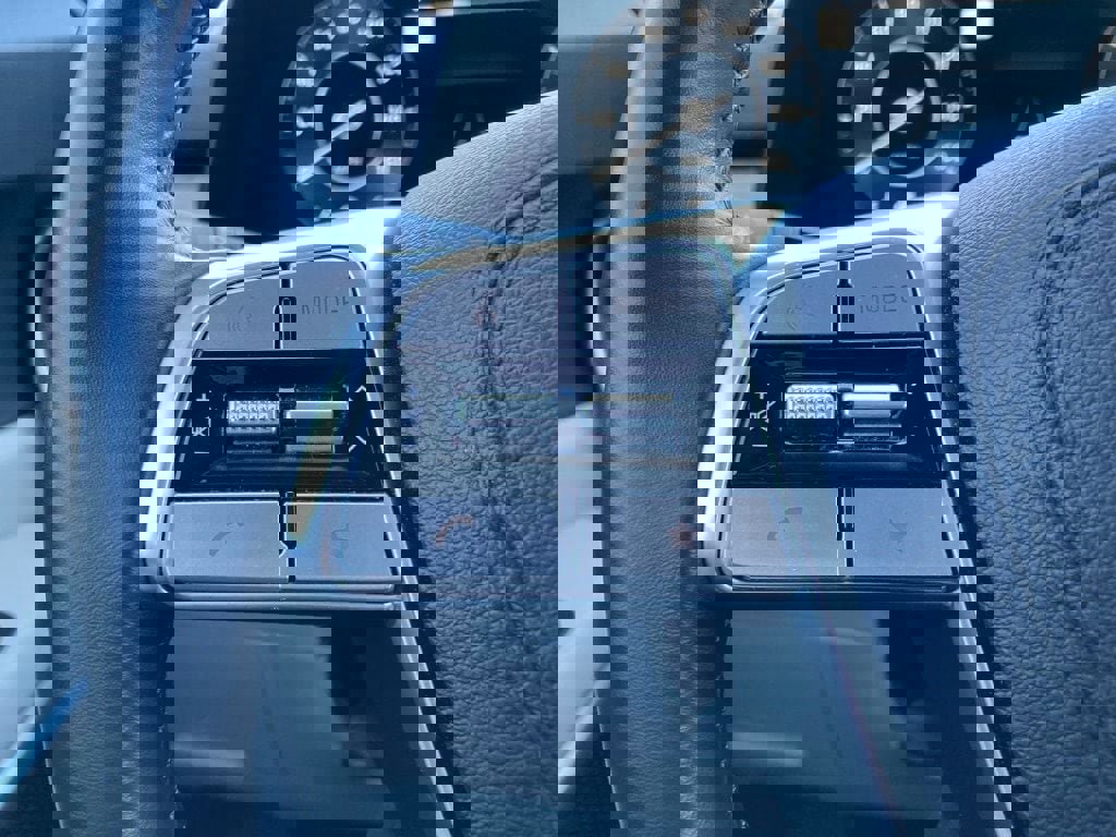 Used 2024 Kia Telluride SX image 17