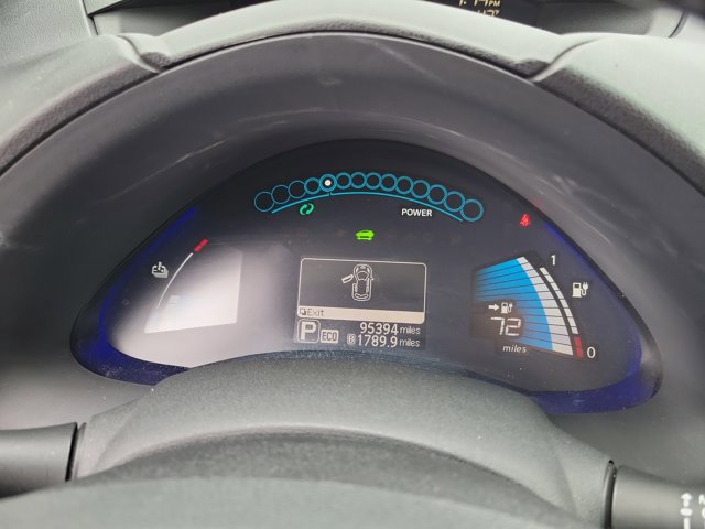 Used 2015 Nissan Leaf SL w/ Premium Package image 26