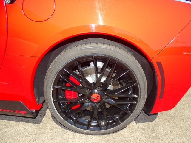 Used 2016 Chevrolet Corvette Stingray Coupe w/ Battery Protection Package RWD image 10