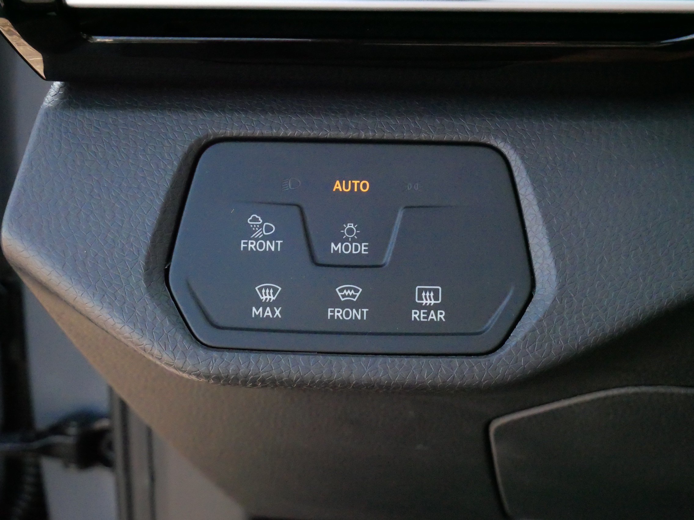 Used 2023 Volkswagen ID.4 Pro S AWD/4WD image 26
