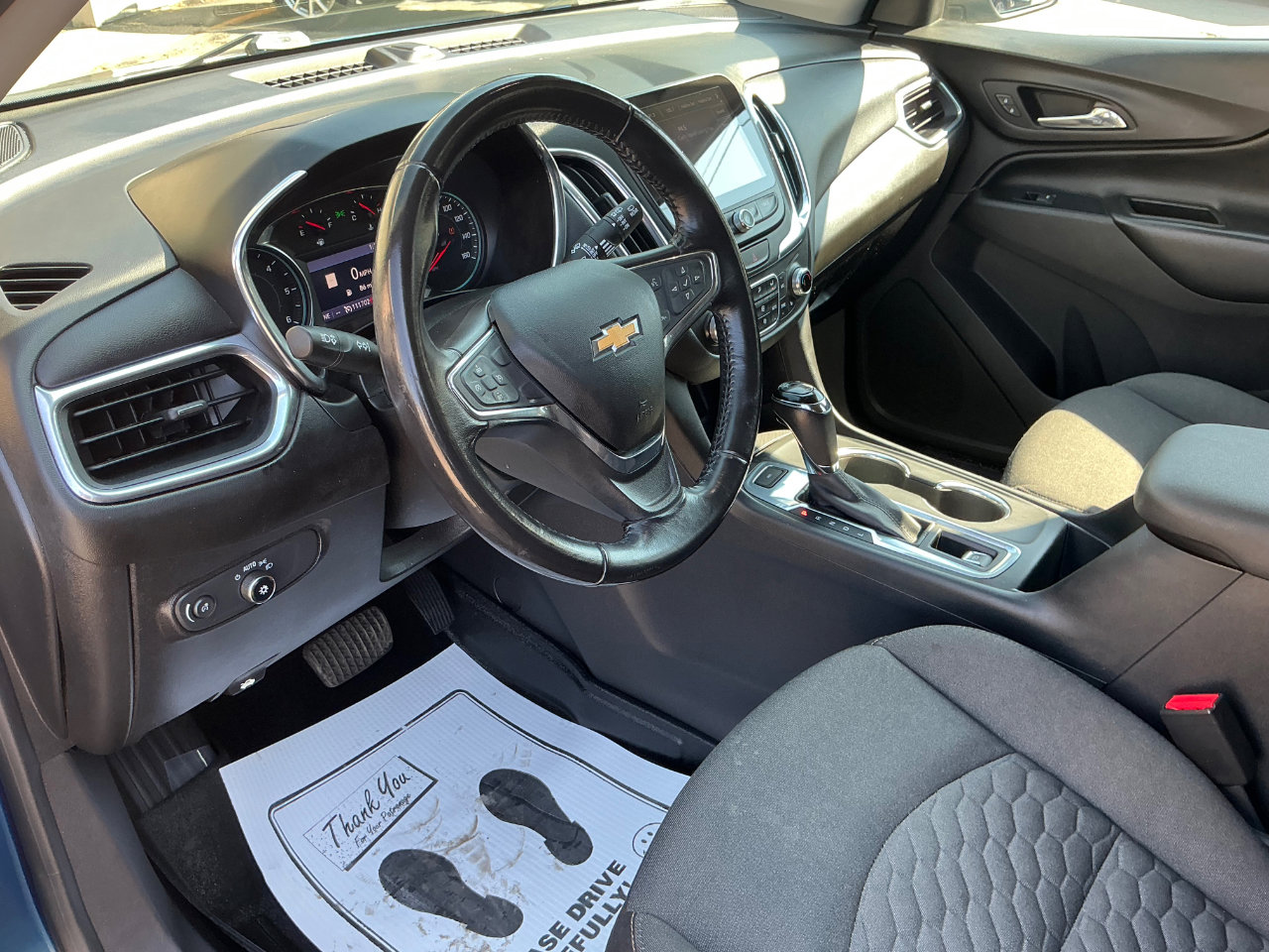 Used 2019 Chevrolet Equinox LT w/ Sun & Navigation Package image 16