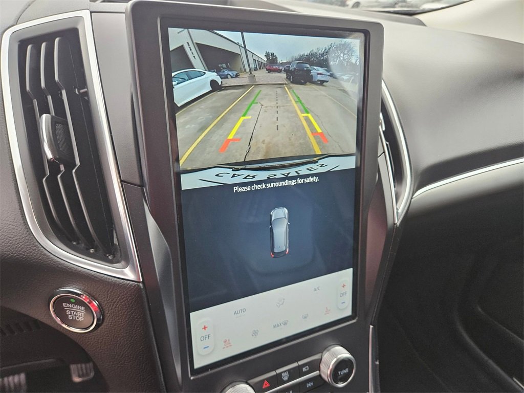 Used 2024 Ford Edge Titanium image 22