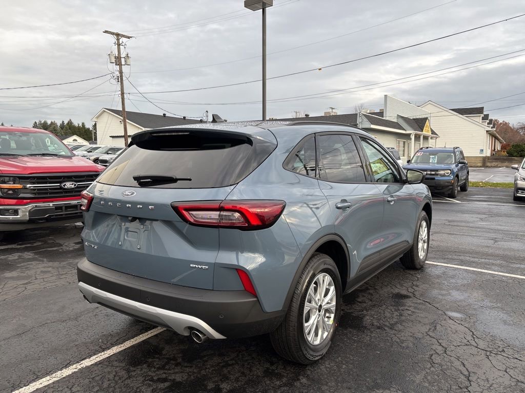 New 2026 Ford Escape Active w/ Tech Pack #1 image 2