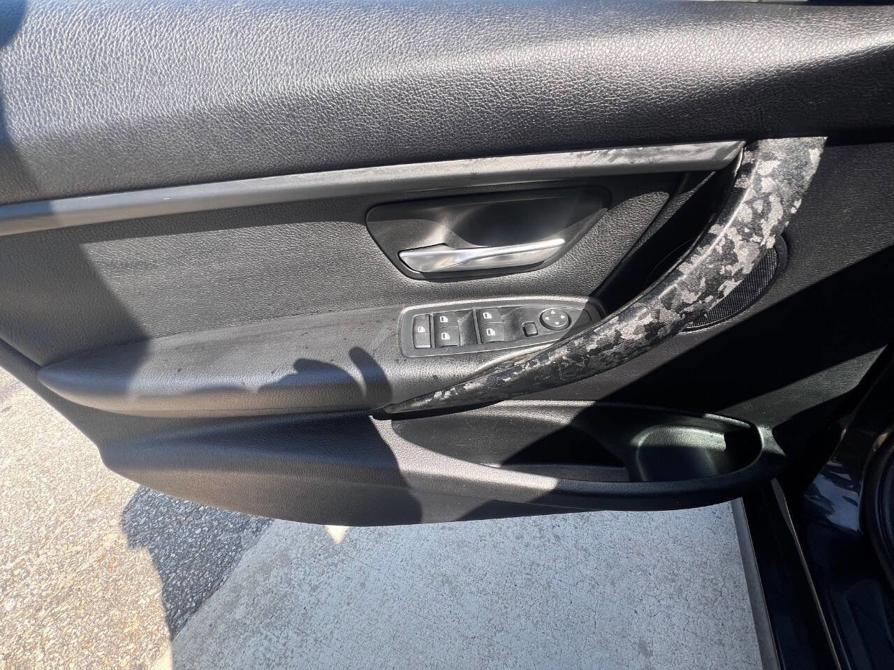 Used 2014 BMW 320i Sedan RWD image 17