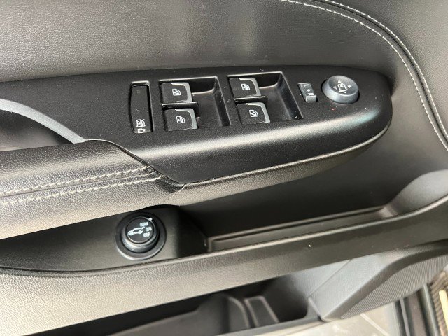 Used 2014 Cadillac SRX Luxury image 27