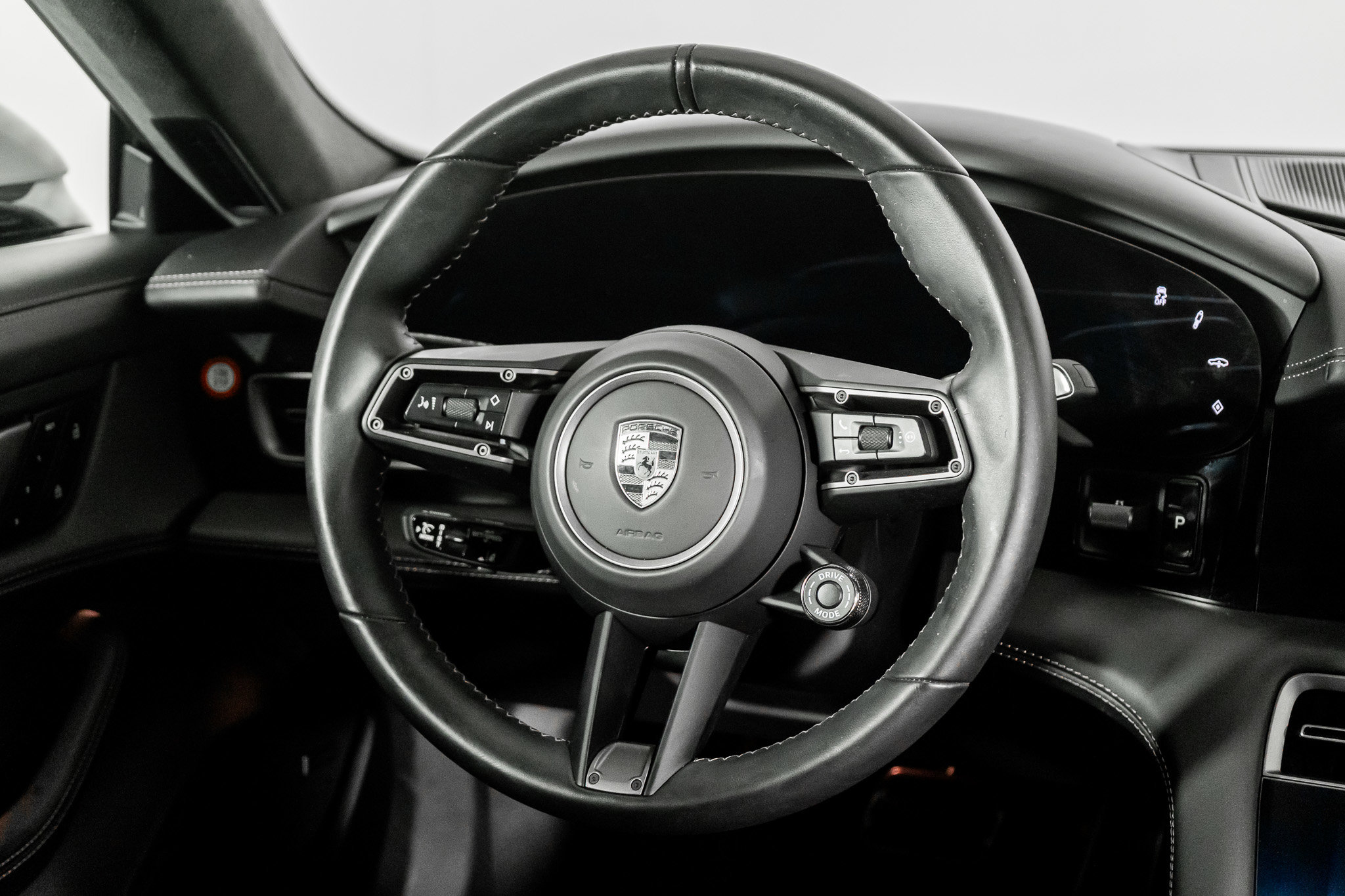 Used 2025 Porsche Taycan Turbo w/ Premium Package image 51