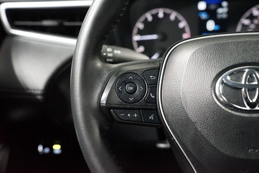 Certified 2024 Toyota Corolla Cross LE image 14