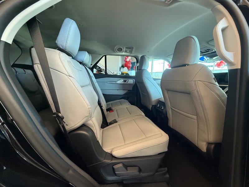 New 2026 Ford Explorer Active w/ Active Comfort Package image 14