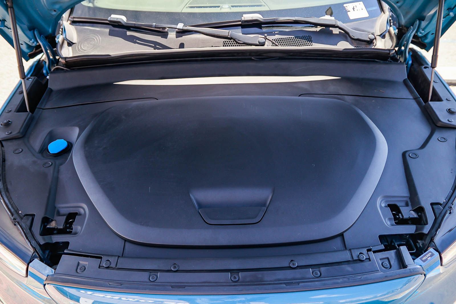 Used 2023 Volvo C40 P8 Recharge Plus AWD/4WD image 30