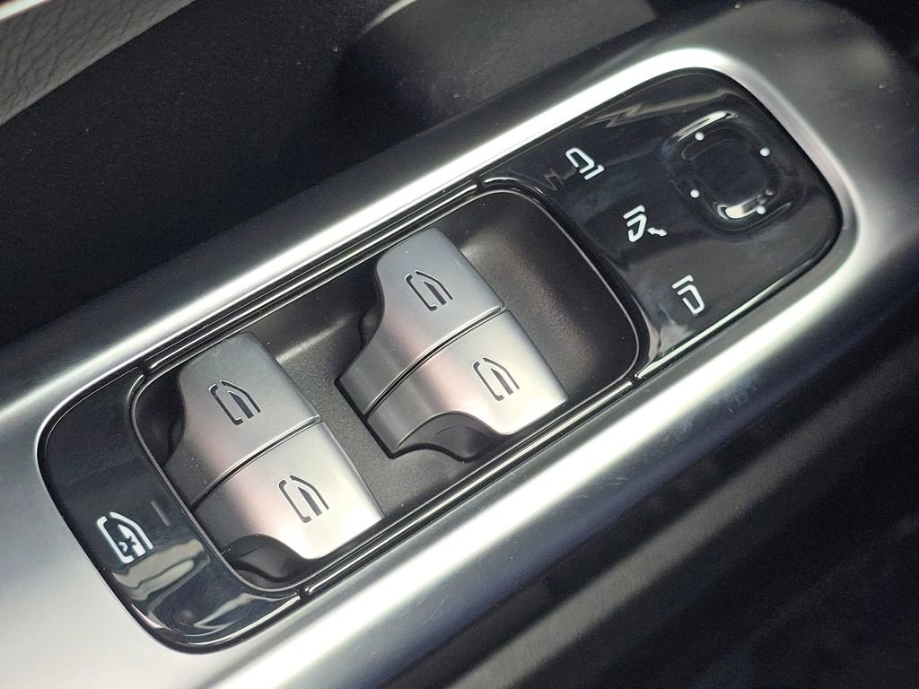 New 2026 Mercedes-Benz C 300 4MATIC Sedan image 27