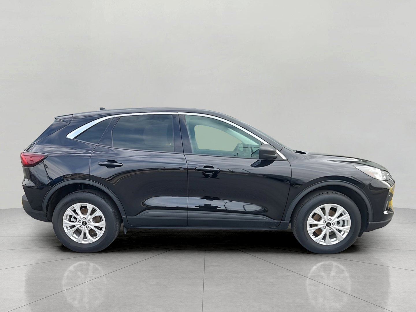 Certified 2023 Ford Escape Active image 5