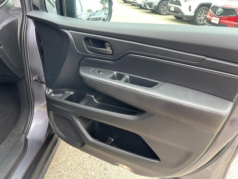 Used 2023 Honda Odyssey EX-L image 13