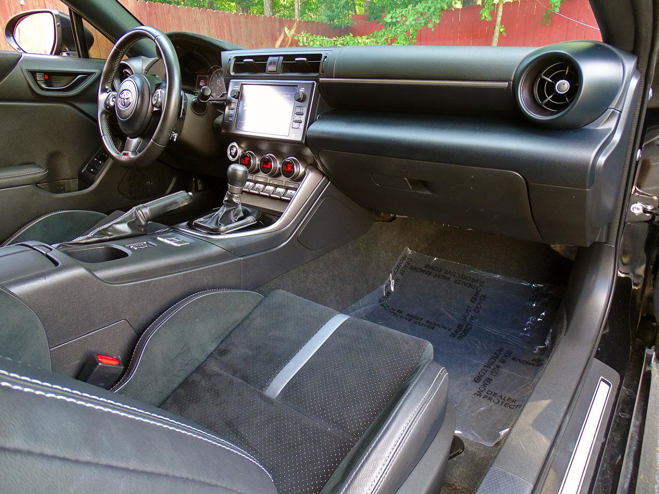 Used 2023 Toyota GR86 Premium RWD image 27
