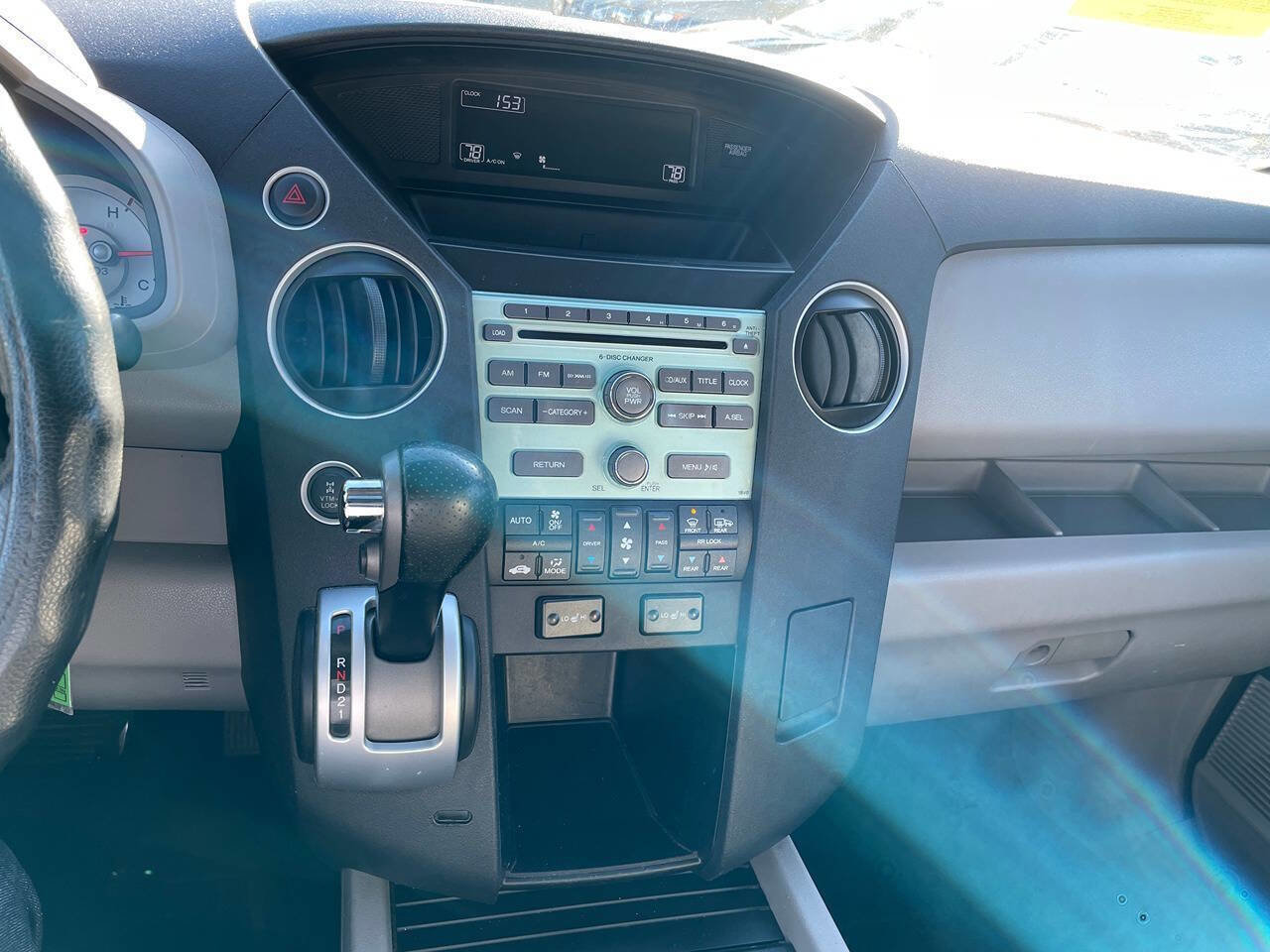 Used 2011 Honda Pilot EX-L image 16