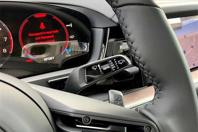 New 2026 Porsche Cayenne S image 37