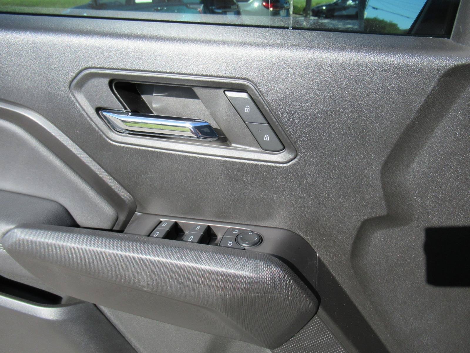 Used 2024 Chevrolet Colorado LT w/ LT Convenience Package RWD image 21