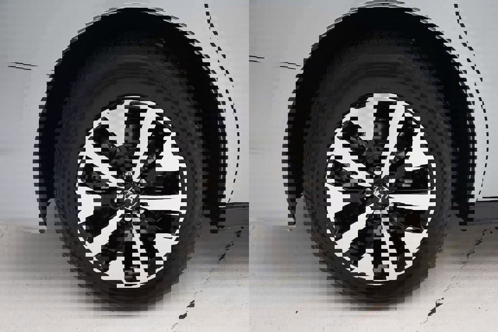 Used 2025 Honda Odyssey EX-L image 10