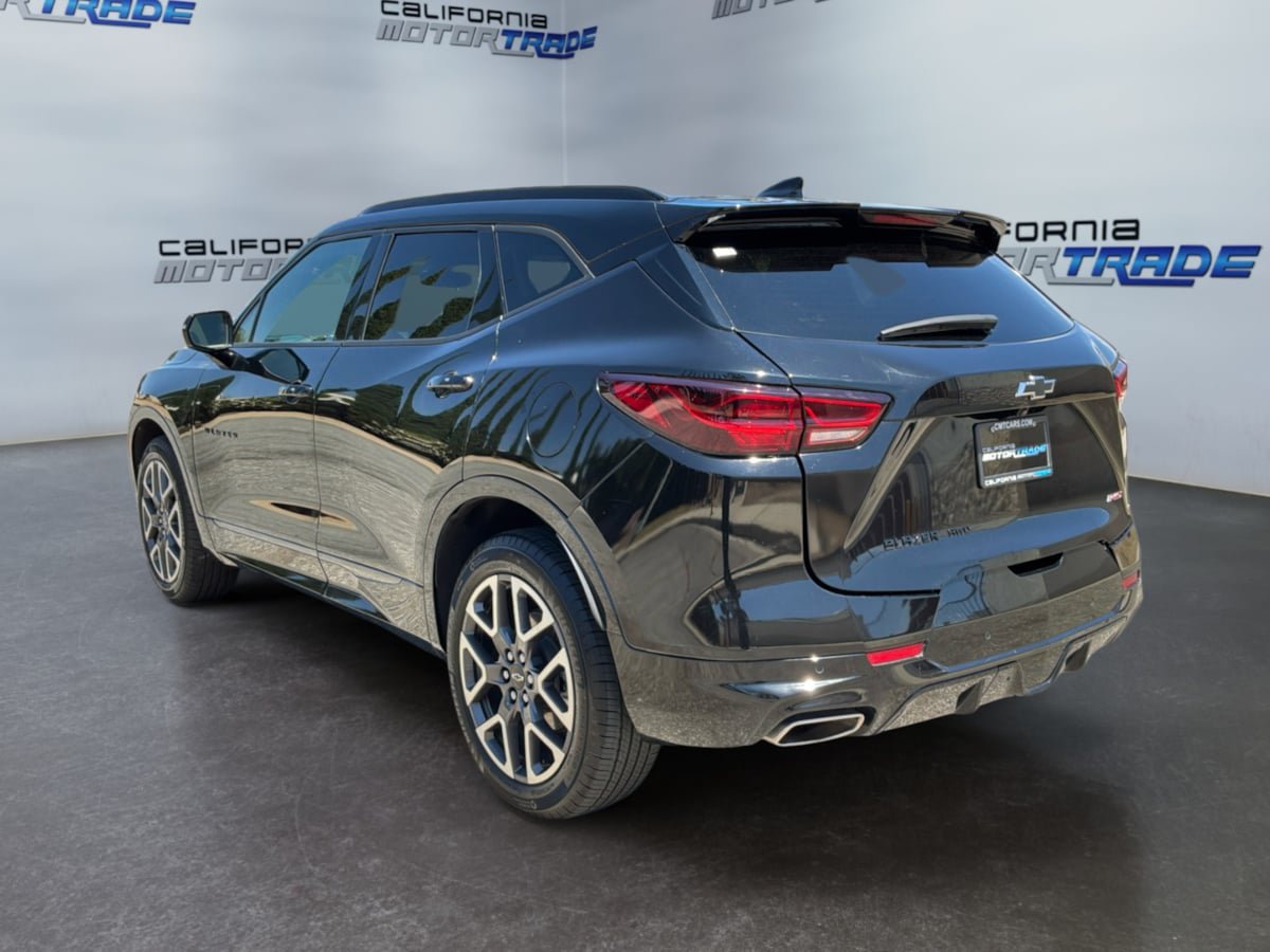 Used 2025 Chevrolet Blazer RS AWD/4WD image 7