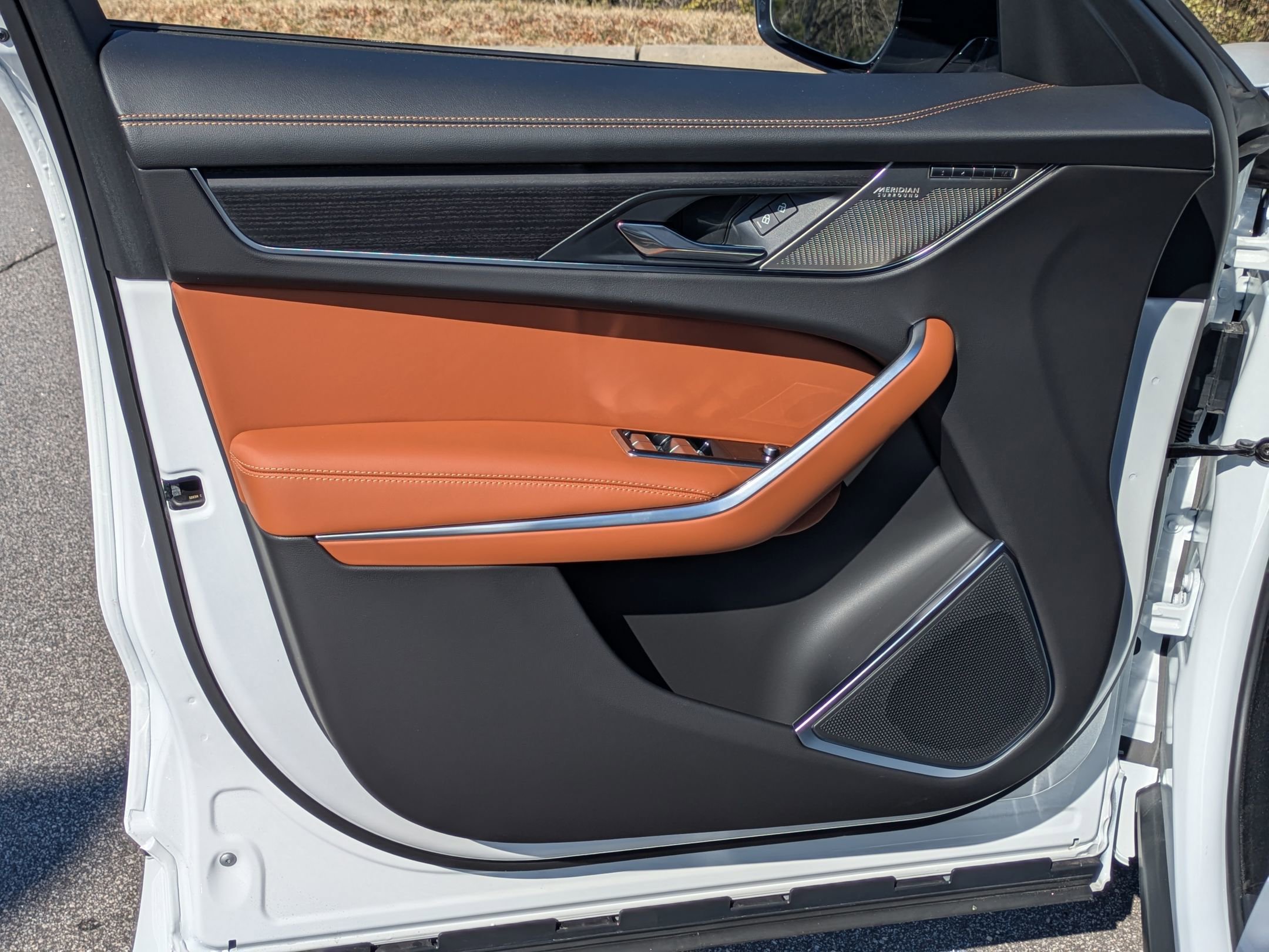 New 2026 Jaguar F-PACE R-Dynamic S image 21