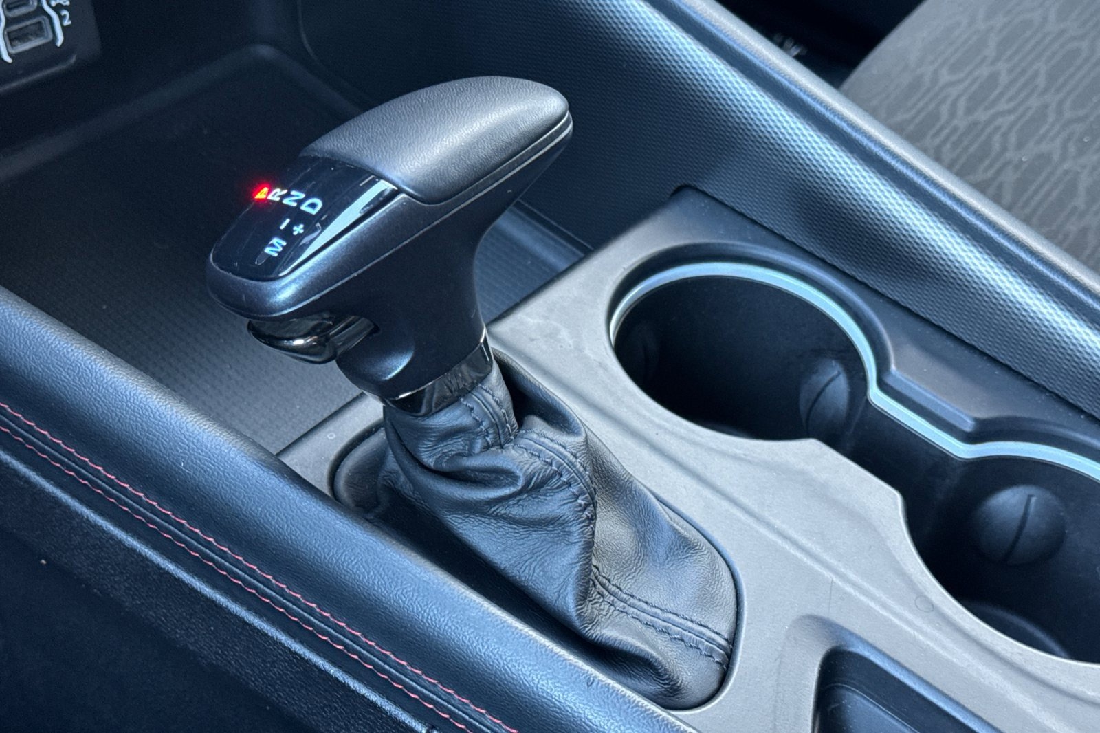 Used 2023 Dodge Durango GT image 25