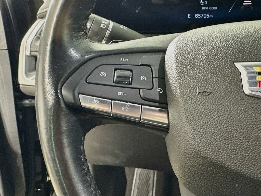 Used 2024 Cadillac XT4 Premium Luxury FWD image 12