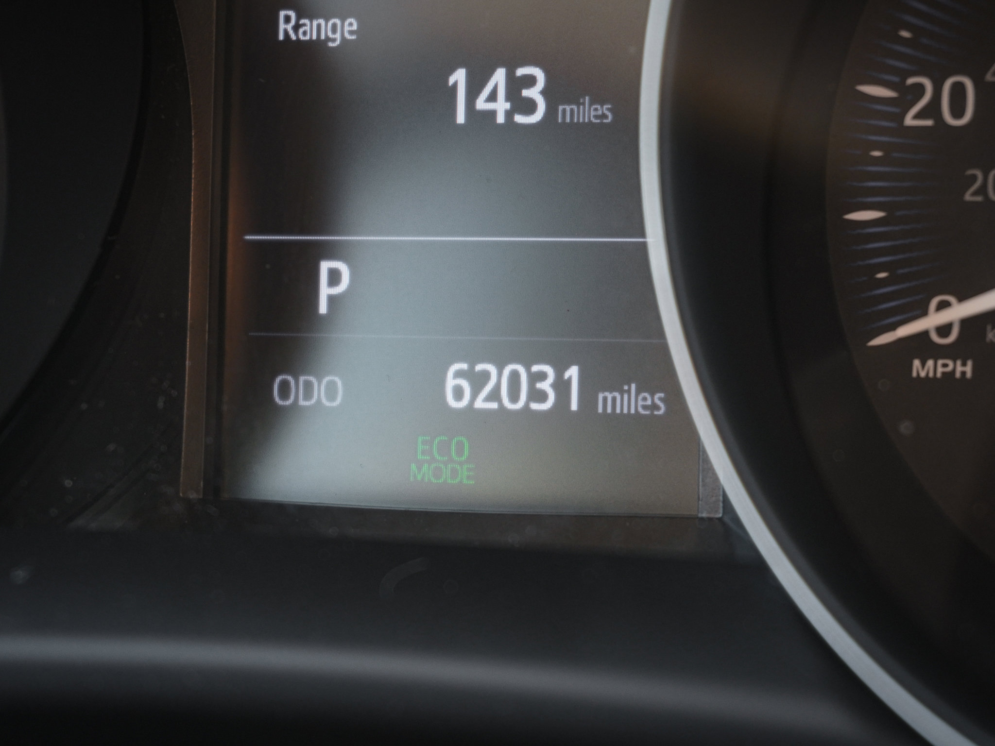 Used 2020 Toyota C-HR LE image 22