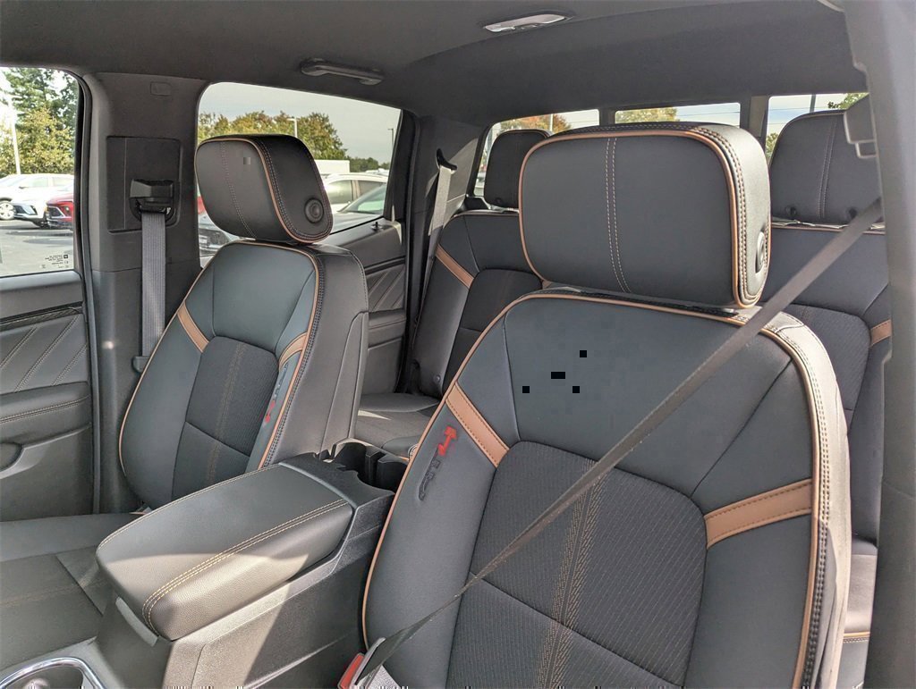 New 2026 GMC Canyon AT4 image 11