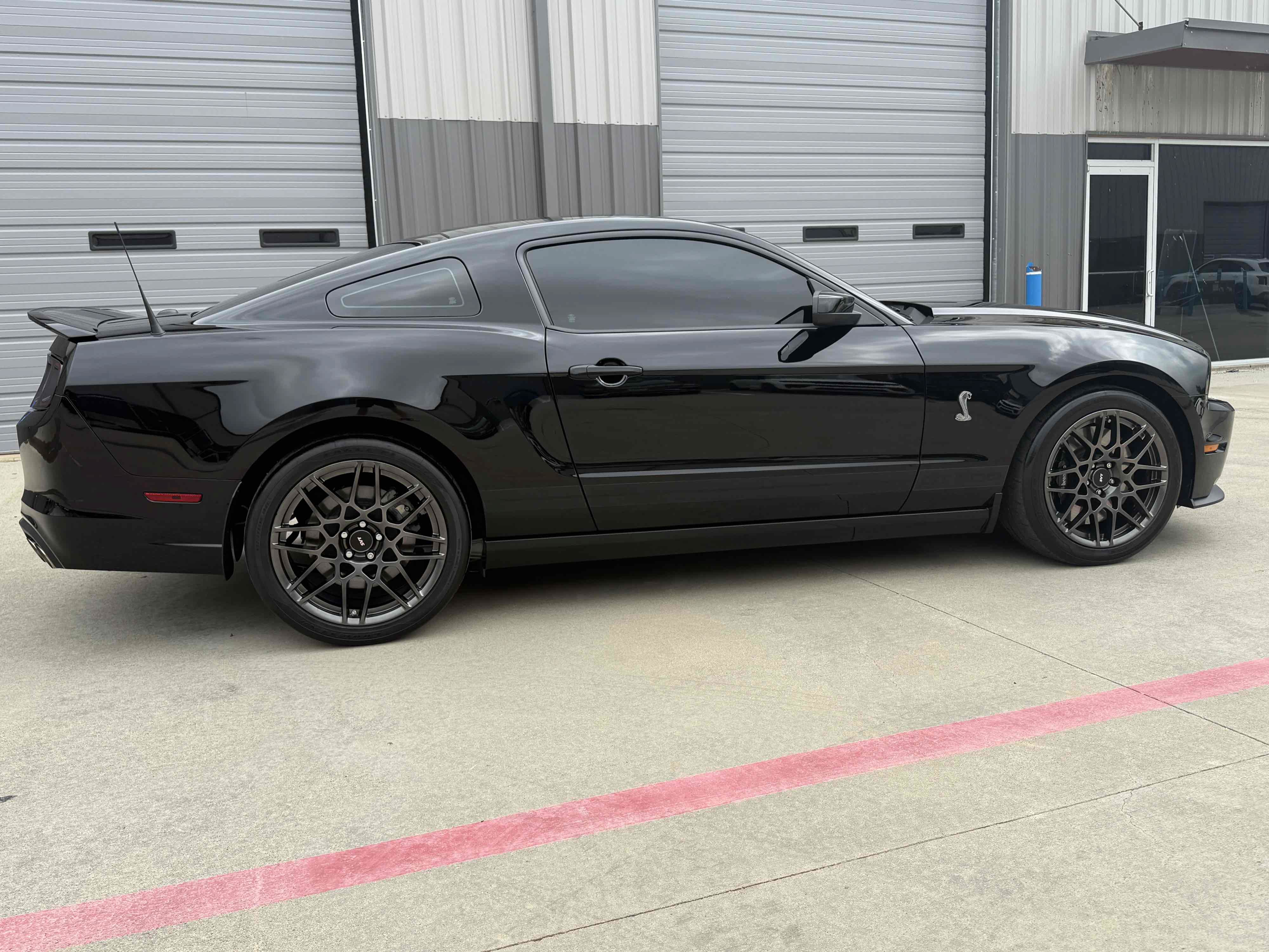 Used 2014 Ford Mustang Shelby GT500 w/ Equipment Group 821A RWD image 55