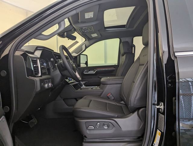 New 2026 GMC Sierra 2500 Denali w/ Denali Reserve Package image 6