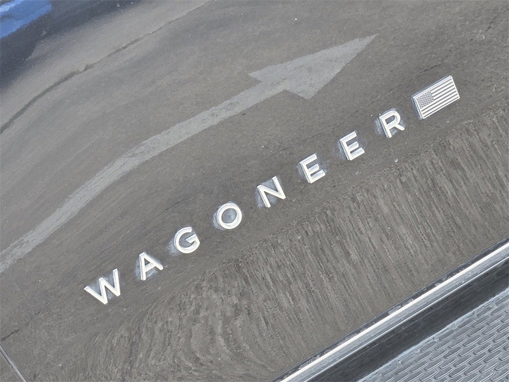 Used 2023 Jeep Wagoneer L Series II image 9