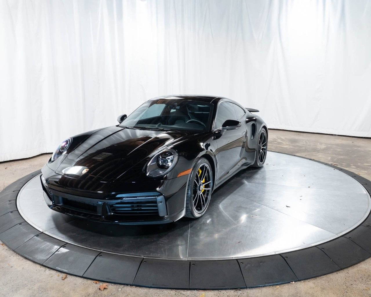 Used 2023 Porsche 911 Turbo S image 5