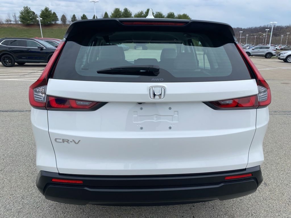 Used 2023 Honda CR-V LX image 4
