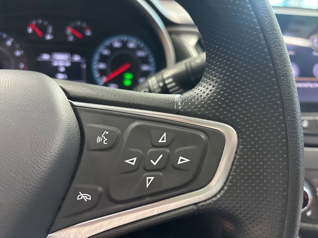 Used 2023 Chevrolet Malibu LT image 30