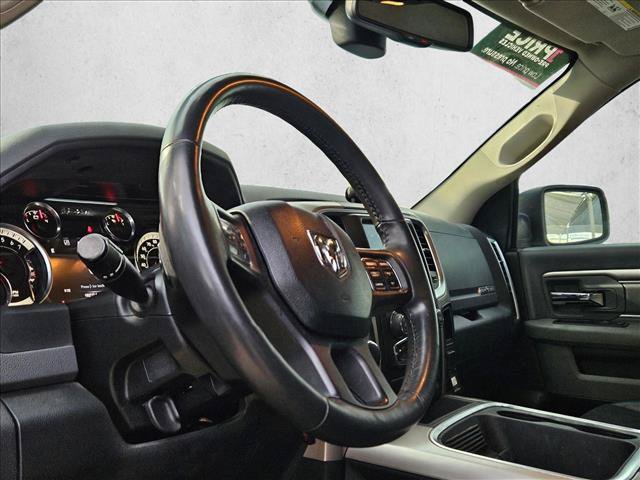 Used 2017 RAM 1500 Lone Star AWD/4WD image 9