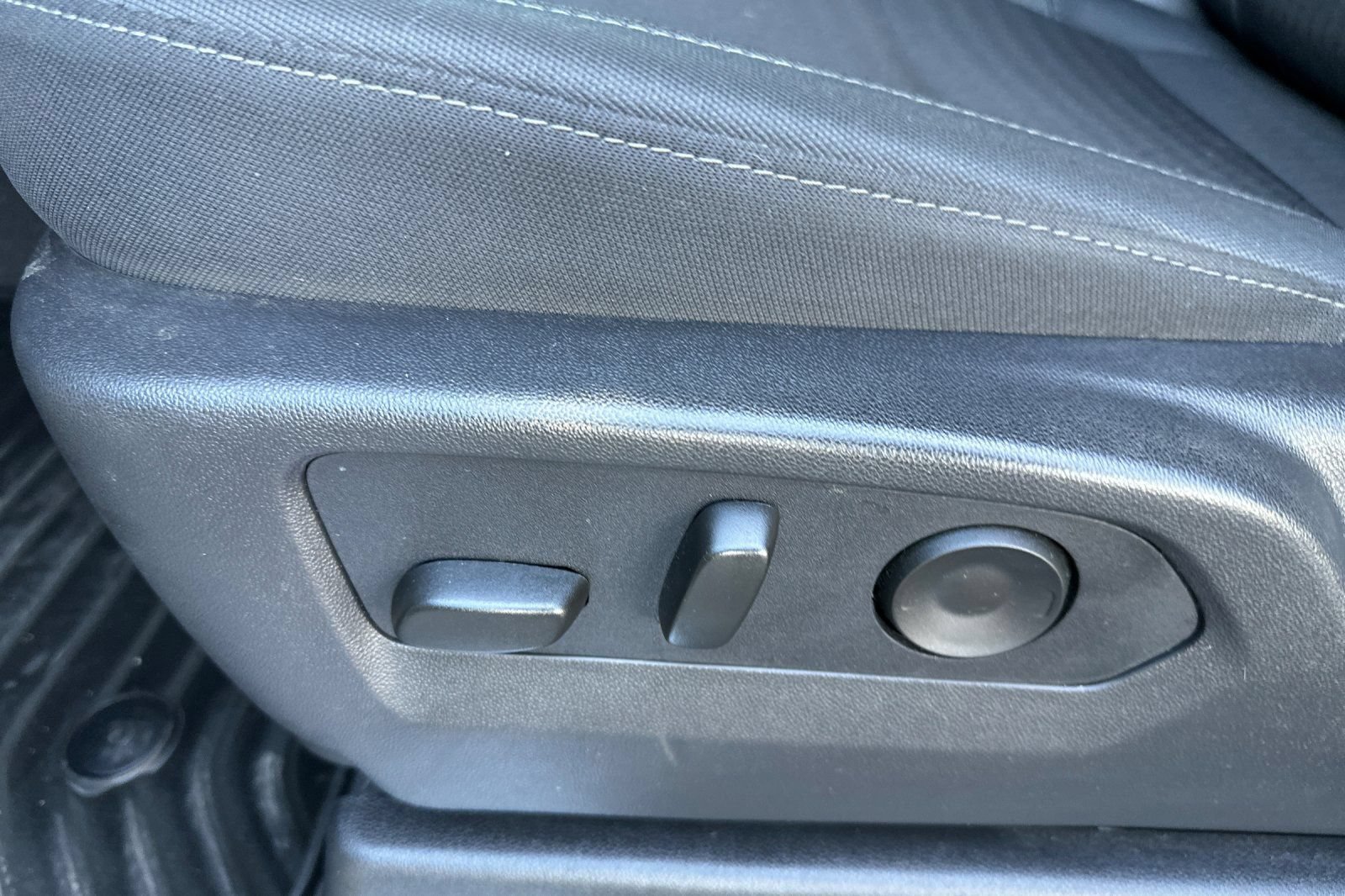 Certified 2026 GMC Sierra 1500 Elevation RWD image 12