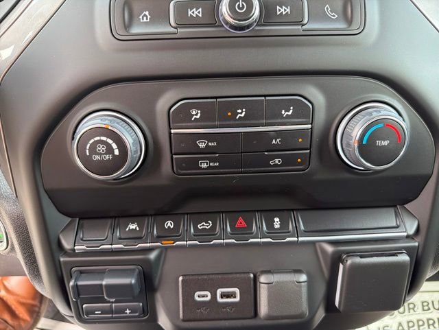 Used 2024 Chevrolet Silverado 1500 Custom AWD/4WD image 19