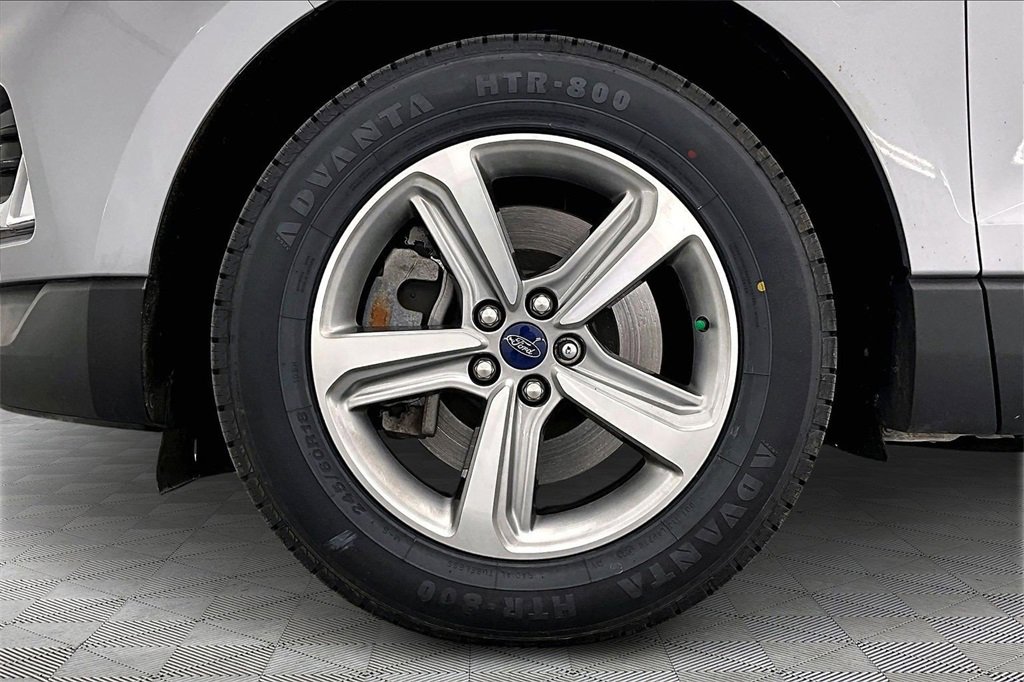 Used 2022 Ford Edge SEL w/ Convenience Package image 9