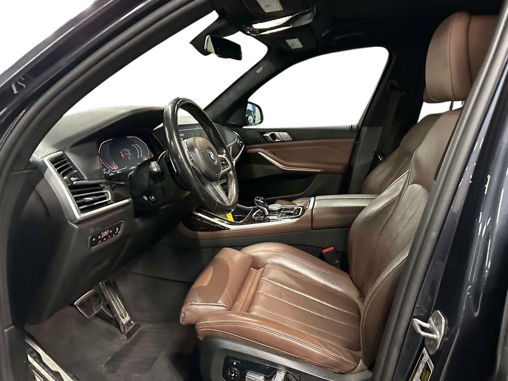 Used 2019 BMW X7 xDrive40i w/ Premium Package AWD/4WD image 16