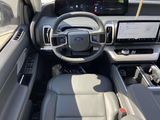 New 2026 Ford Expedition Max Active RWD image 9