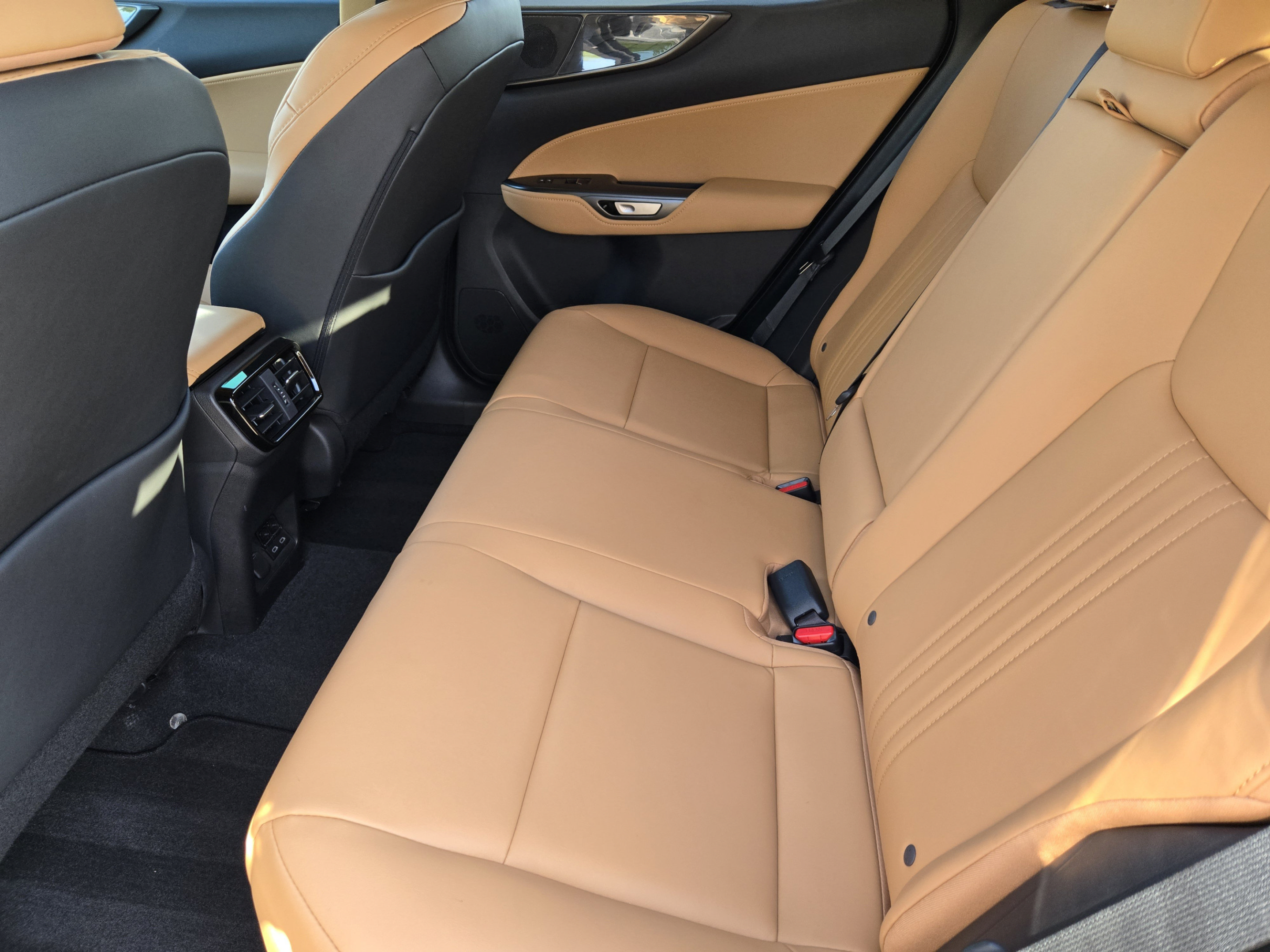 Used 2025 Lexus NX 350 AWD w/ Accessory Package (2T) image 29